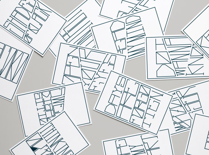 realistic-business-cards-mockup-4